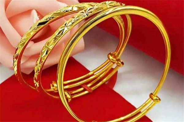 老凤祥黄金首饰怎么样区分直营店和加盟店,老凤祥黄金首饰怎么样? 老凤祥黄金首饰怎么样区分直营店和加盟店,老凤祥黄金首饰怎么样?