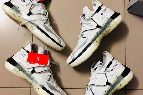 闪击6普通版和精英的区别,闪击6简版和精英版