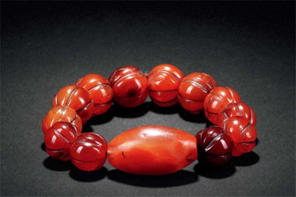 非洲红玛瑙有价值吗,非洲南红玛瑙有价值吗