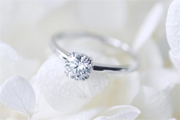 为什么有的钻石没有腰码,钻石没有腰码正常吗