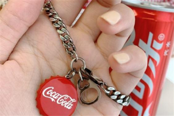 周大福可口可乐手链在哪买,周大福糖果手链