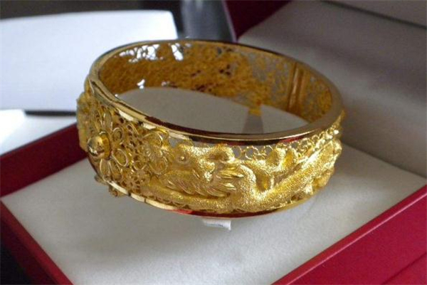 戒指刻字会不会减少重量,黄金刻字会掉克数么