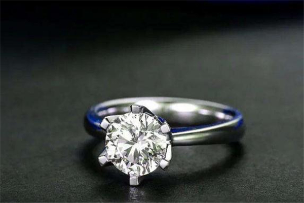 六福珠宝钻戒什么档次,金六福钻石戒指是什么档次 六福珠宝钻戒什么档次,金六福钻石戒指是什么档次