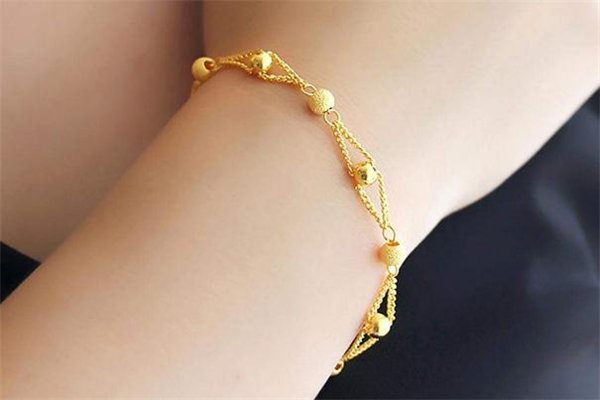 黄金项链硬的好,还是软的好,黄金手镯是硬的好还是软的好