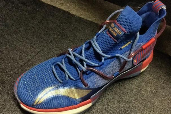 海沃德一代和闪击6哪个好,闪现和海沃德一代哪个好