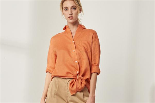 橘色亚麻衬衫怎么搭配,白色亚麻衬衫