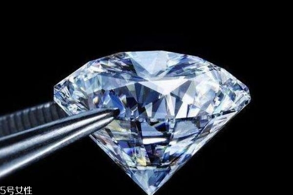 怎样判断钻石的品质,怎么判断钻戒的品质
