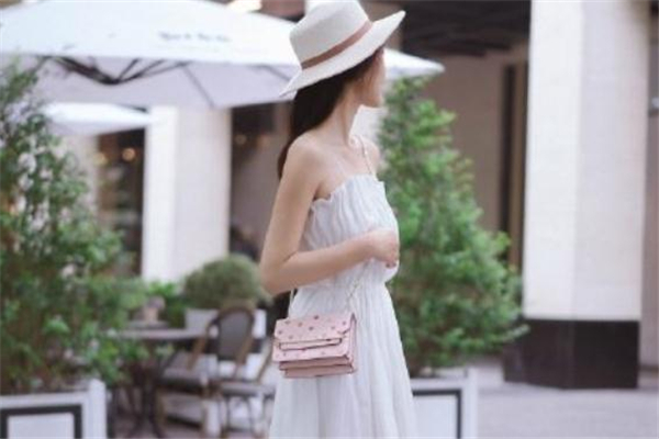 strathberry包包官网,strathberry包怎么样