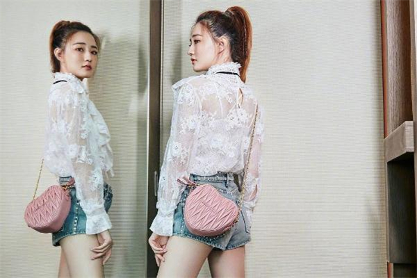 miumiu情人节限定爱心包,miumiu限量版包包