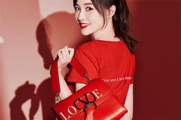 华伦天奴一般几月打折,华伦天奴2019春夏