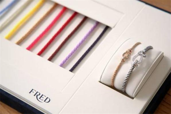 fred是哪个国家的品牌,freda是什么牌子