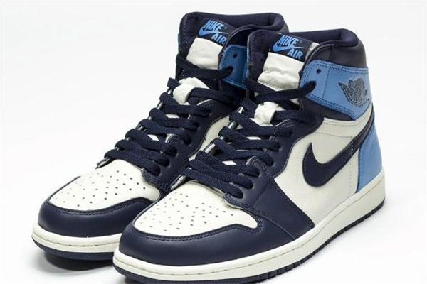 aj1北卡蓝鞋舌,aj1北卡蓝细节图