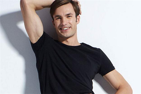 hanes是什么档次,hanes牌子什么档次