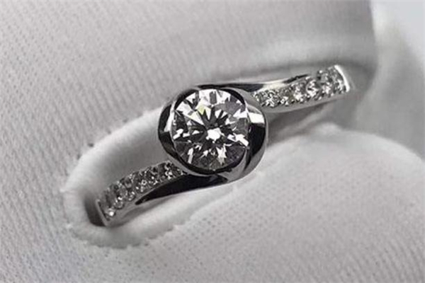 周大生钻戒回收价格查询,周大生钻戒回收价格怎么算