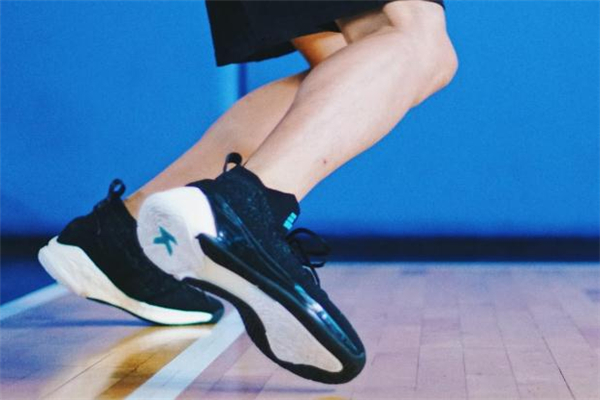 kt4适合小前锋吗,kt4适合中锋吗