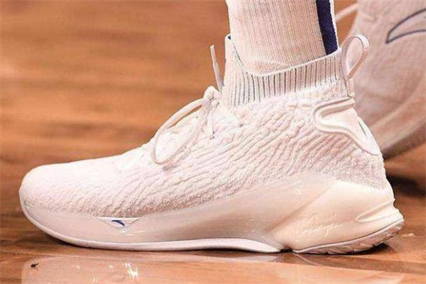 kt5和要疯4哪个好,kt3和kt4哪个好