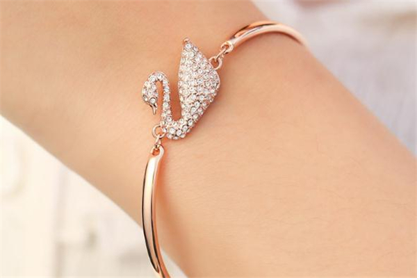 施华洛世奇手链断了怎么办,施华洛世奇手链断了怎么修复