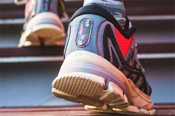 李宁烈骏ace鞋底多厚,李宁烈骏ace1.5怎么系鞋带