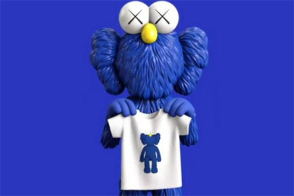 优衣库kaws联名好抢吗,kaws和优衣库联名