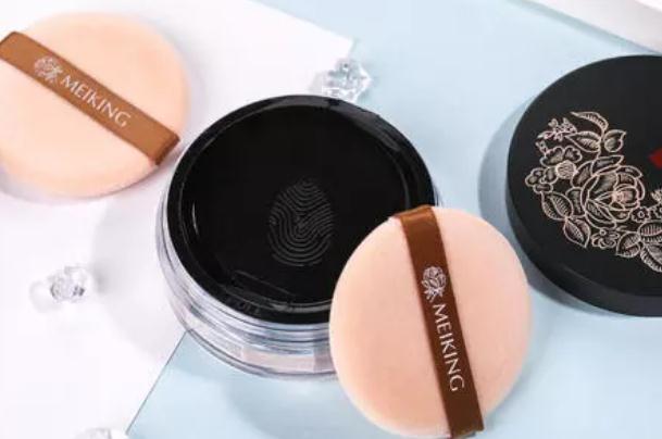 粉饼的作用和使用方法,粉饼如何使用方法