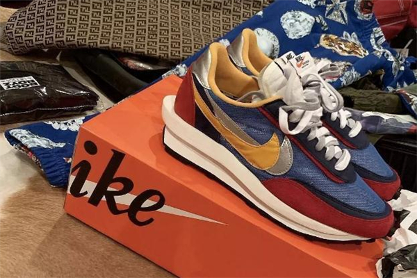 sacai联名nike vaporwaffle,sacai ldwaffle偏码