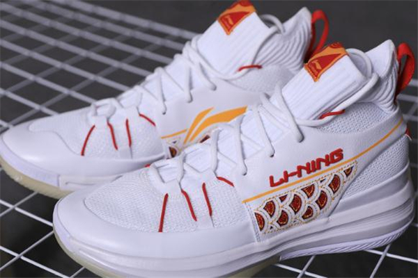 李宁龙鳞鞋937测评,李宁937黑龙鳞