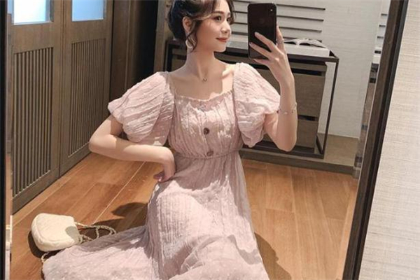 泡泡袖连衣裙 复古,泡泡袖裙子