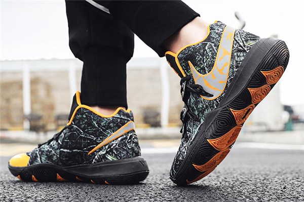 球员版和市售版的区别,欧文5国内版和国外版的区别