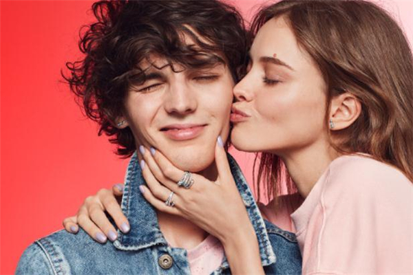 潘多拉2017圣诞限量版,潘多拉挚爱套装