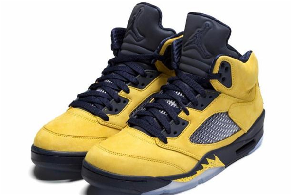 aj5密歇根怎么搭配,aj5密歇根是什么皮质