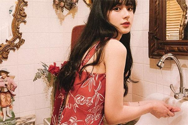 清新吊带连衣裙,复古吊带连衣裙