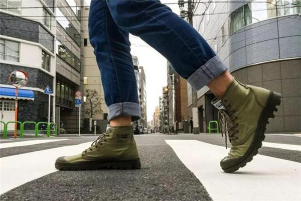 帕拉丁帆布鞋防水吗,帕拉丁鞋耐穿吗