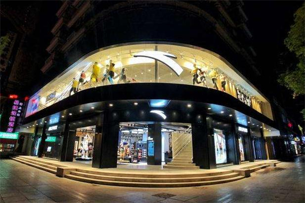 安踏是什么档次的牌子,安踏品牌怎么样