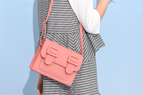 泰国剑桥包怎么样,泰国剑桥包哪个牌子才是正宗的 泰国剑桥包怎么样,泰国剑桥包哪个牌子才是正宗的