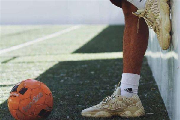 yeezy500能沾水吗,yeezy500沾水了怎么办