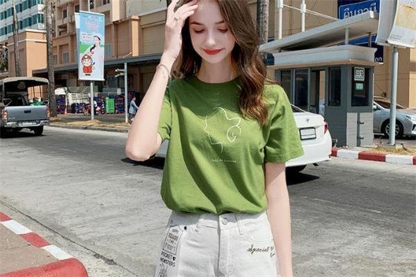 绿色的t恤衫,绿色t恤图片 绿色的t恤衫,绿色t恤图片