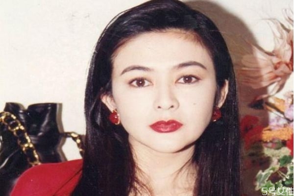 复古港风妆容的特点,港风妆容的特点是什么 复古港风妆容的特点,港风妆容的特点是什么