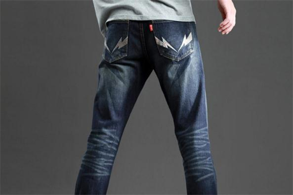 什么是丹宁牛仔裤,丹宁裤和牛仔裤的区别