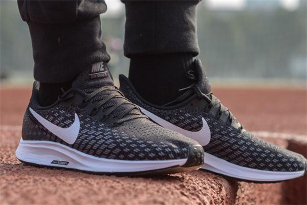 耐克飞马35配置怎么样 飞马35拆解测评,耐克飞马35多少克