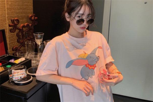 loewe小飞象t恤价格,loewe小飞象卫衣 loewe小飞象t恤价格,loewe小飞象卫衣