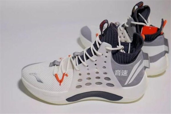 李宁音速7测评,李宁音速7好还是音速8好