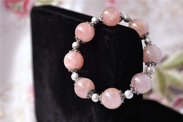 摩根石是水晶吗,摩根石和水晶的区别