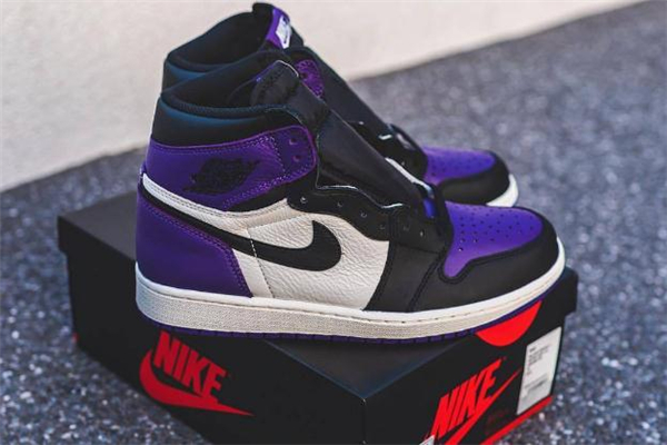 aj1黑紫脚趾真假鉴定方法,aj1黑紫脚趾真假对比