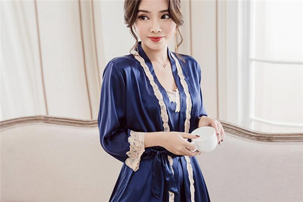 睡衣发黄是什么原因,真丝衣服发黄怎么洗白