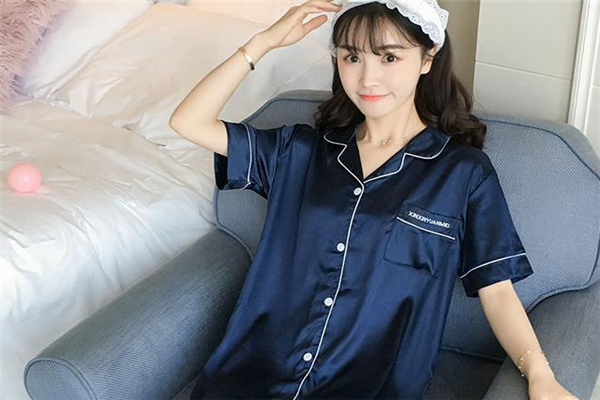 真丝睡衣有哪些好处,真丝睡衣有什么好处