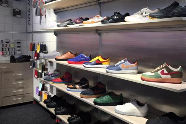 上海耐克001门店地址,上海耐克001在哪个区