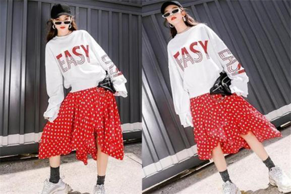 波点半身裙搭配什么上衣,波点裙怎么搭配上衣