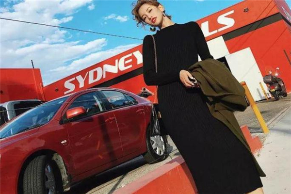 毛衣裙长度到哪里最好看,毛衣长裙怎么搭配