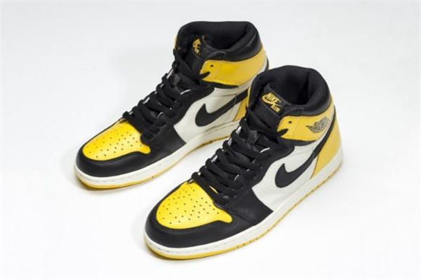 aj1黑红脚趾细节图,aj1黑黄脚趾是什么材质