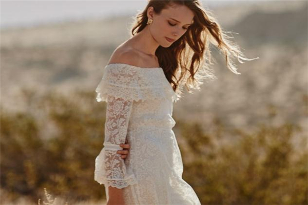 蕾丝连衣裙适合什么场合穿,什么样的人可以穿蕾丝